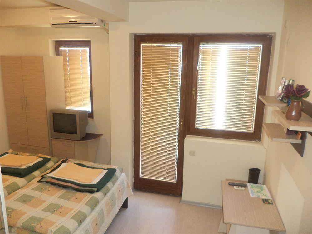 Luccia Apartments - Ohrid City Centre Bagian luar foto