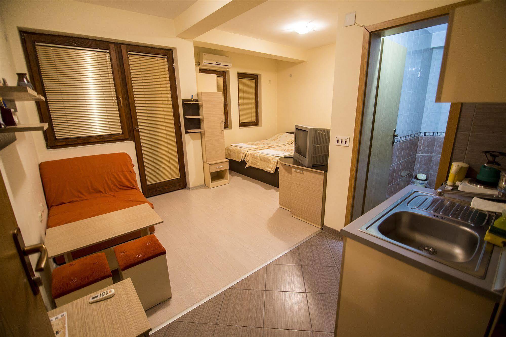 Luccia Apartments - Ohrid City Centre Bagian luar foto