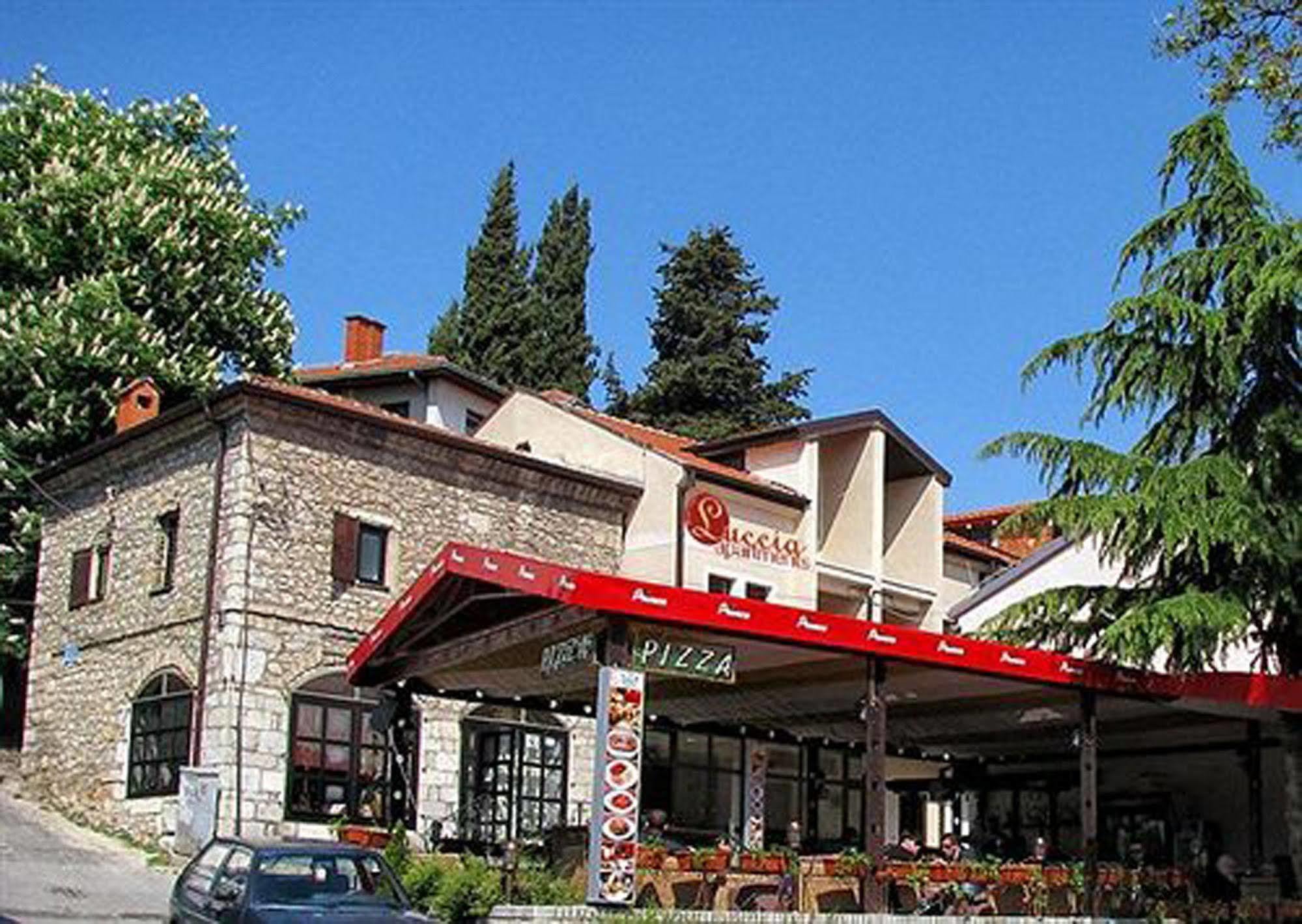 Luccia Apartments - Ohrid City Centre Bagian luar foto