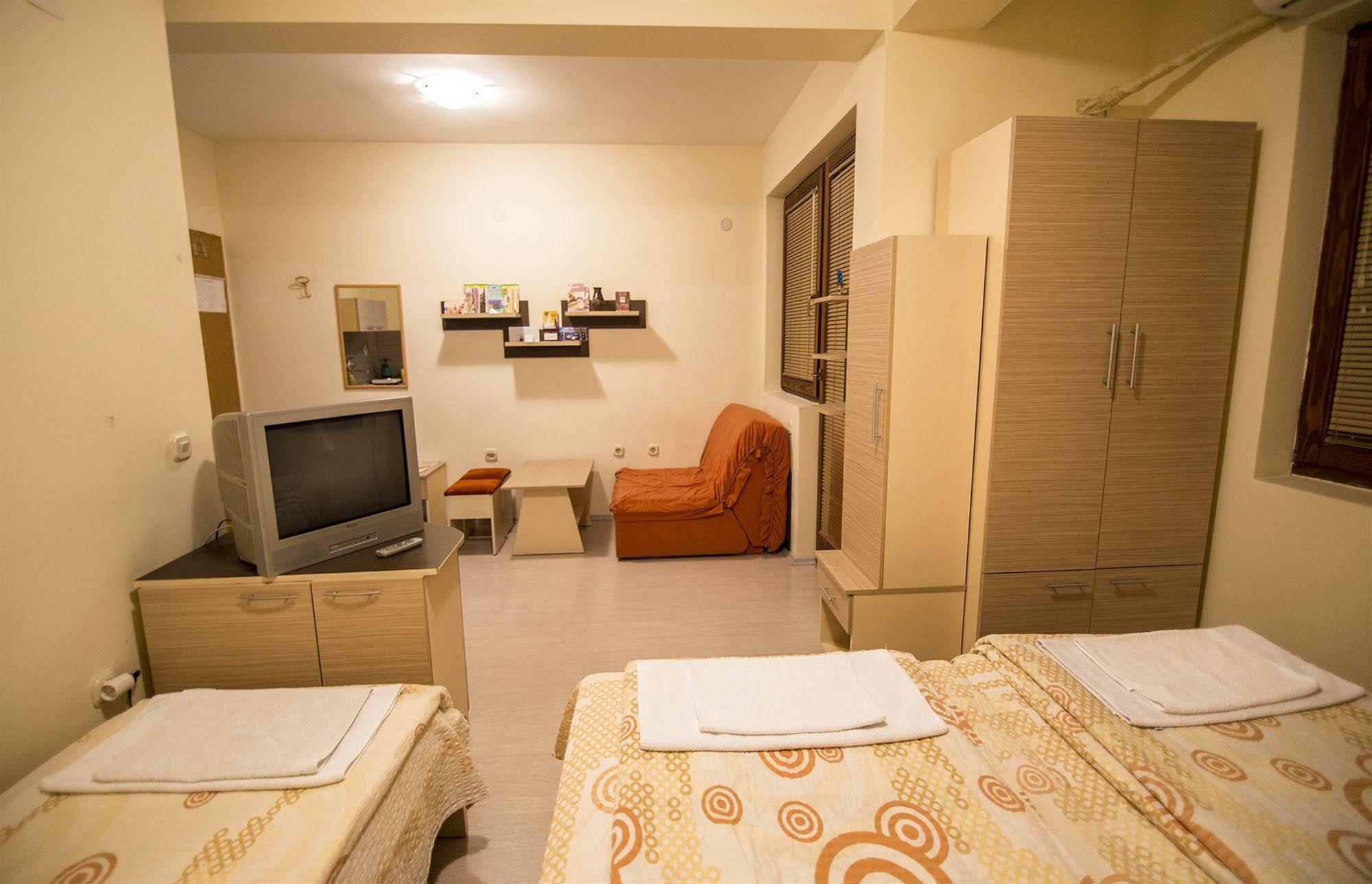 Luccia Apartments - Ohrid City Centre Bagian luar foto